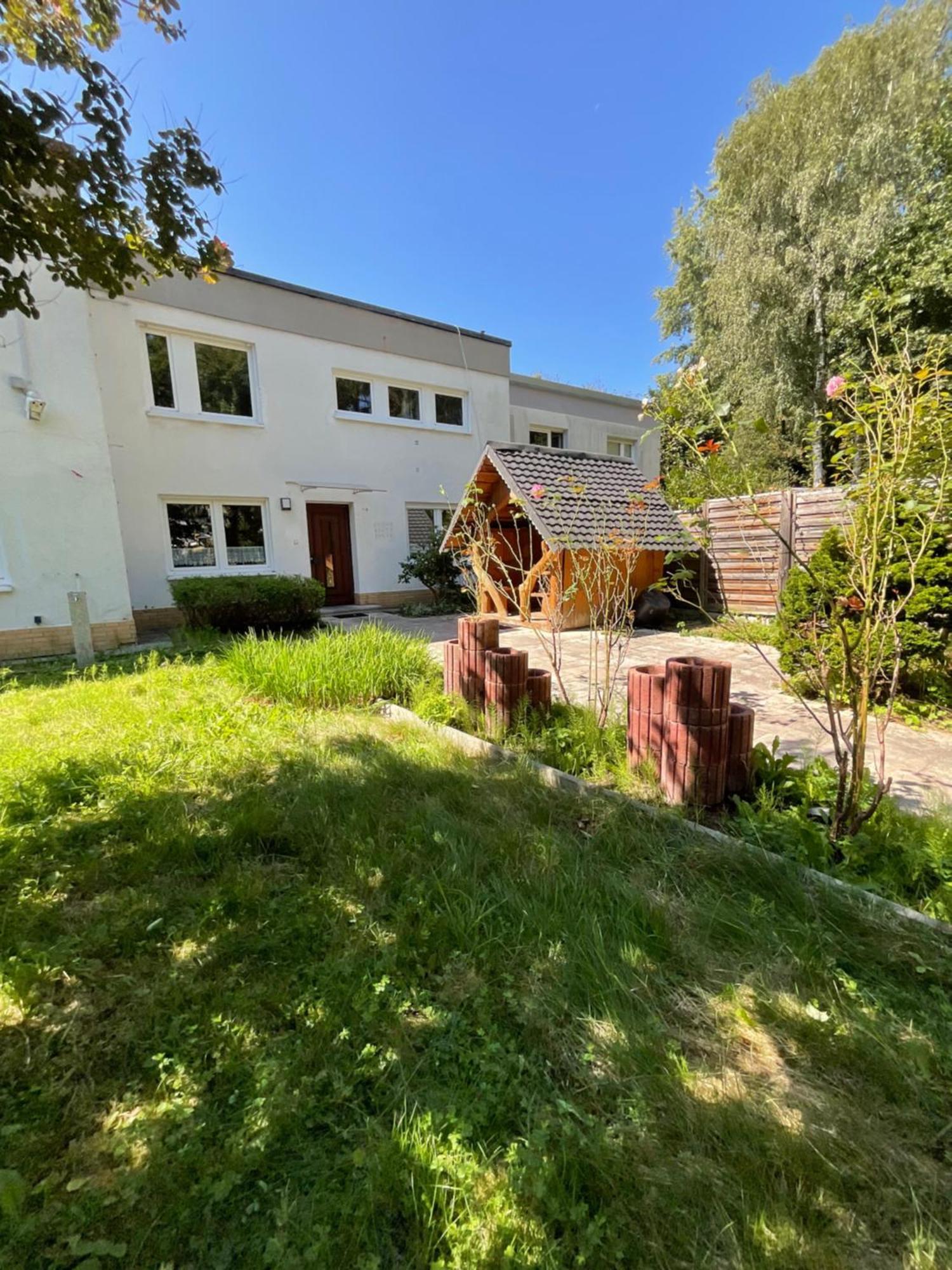 Messe-Apartment, 4 Schlafzimmer, 80 Qm, Garten - 6 Km Zur Messe, Verkehrsguenstig, Ruhig, Parkplaetze Norimberga Esterno foto