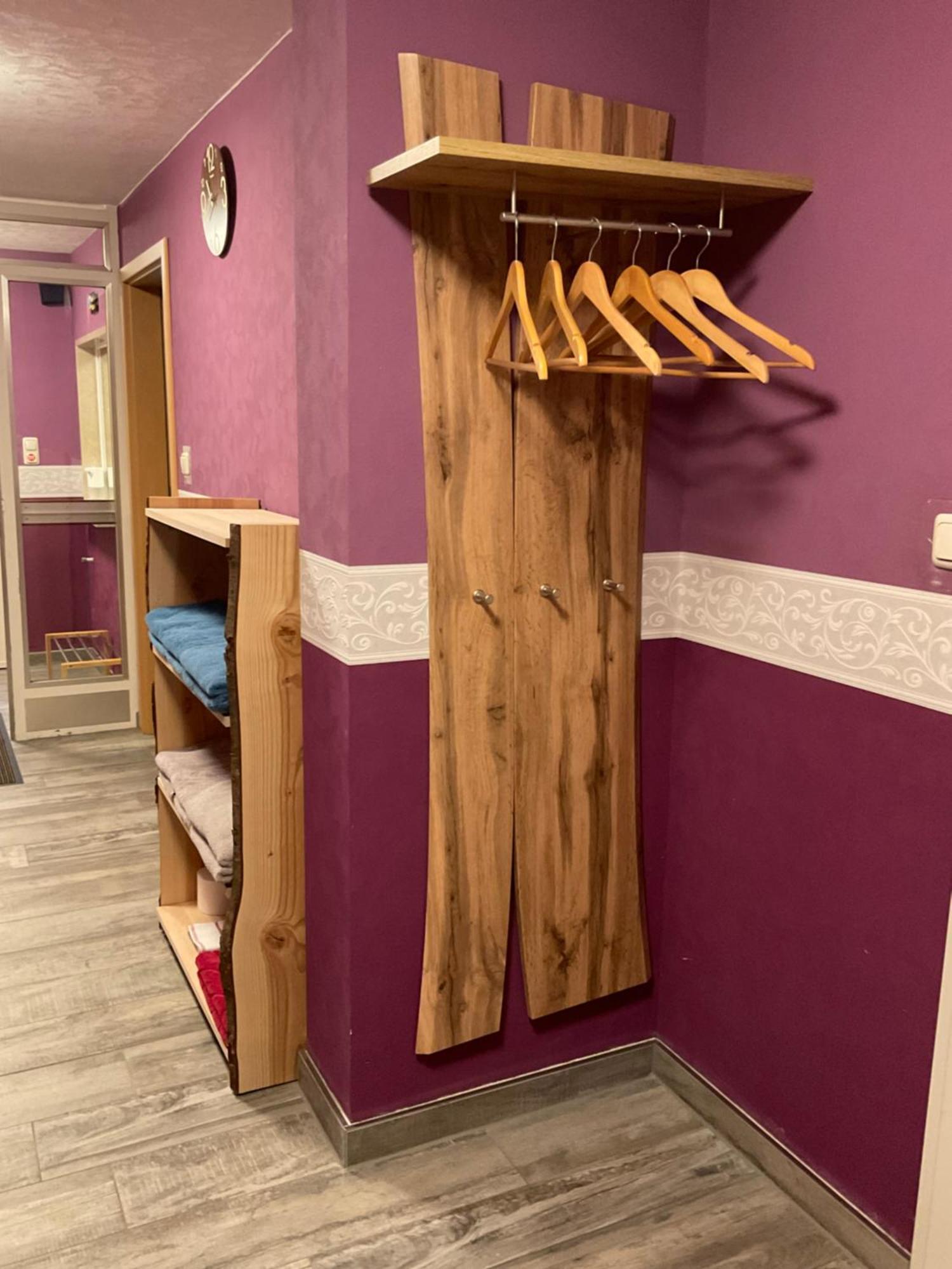 Messe-Apartment, 4 Schlafzimmer, 80 Qm, Garten - 6 Km Zur Messe, Verkehrsguenstig, Ruhig, Parkplaetze Norimberga Esterno foto